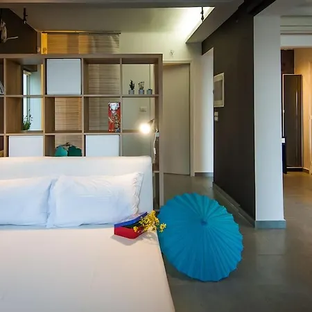 Apartment Sea Front *